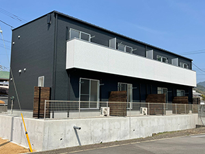 ［コーポ］セミデタッチドハウス志津川